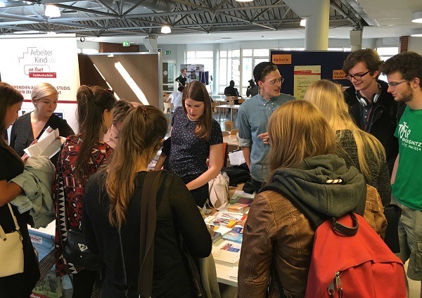 Großer Andrang beim Tag des Stipendiums an der Hochschule Bremen