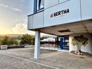 Foto: Schuleingang der Bertha von Suttner IGS